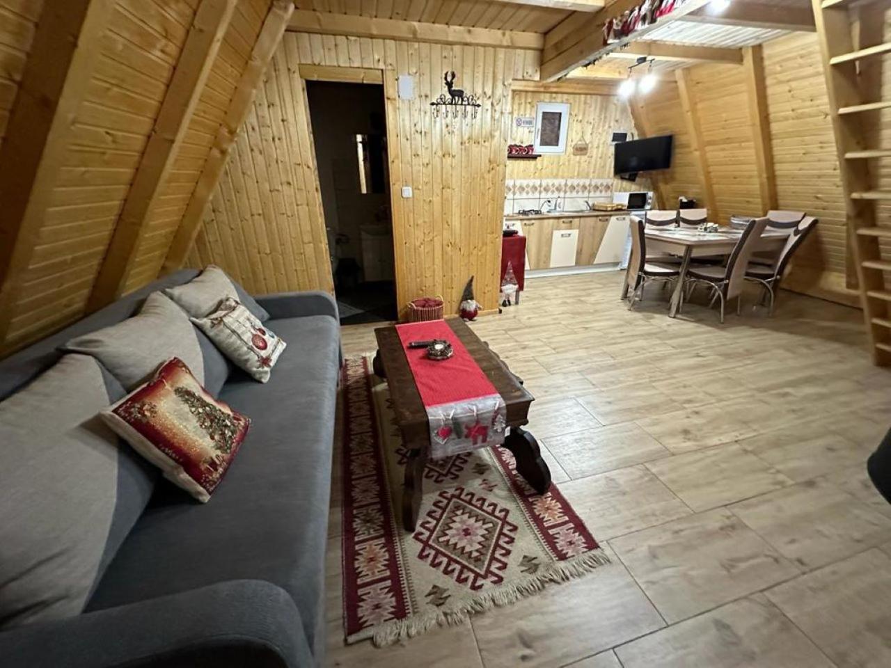 Cabanutze Satic Villa Rucăr Exterior photo