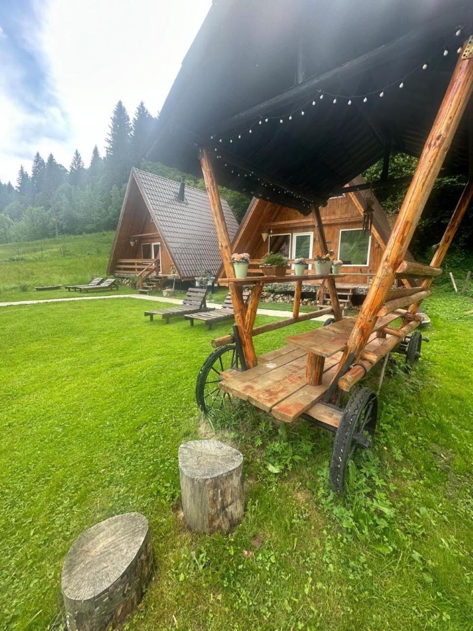 Cabanutze Satic Villa Rucăr Exterior photo